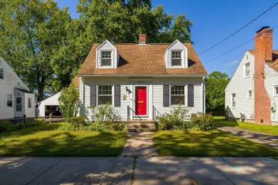 54 Ellsworth Ave