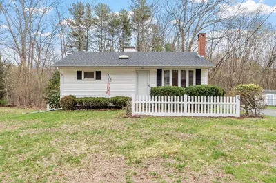36 Bean Rd