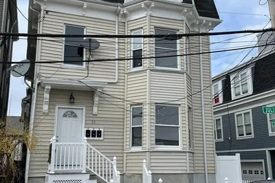 30 Julian St #2