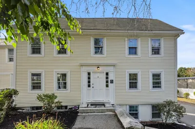 130 Centre St #DH-2 1