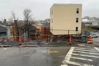 2 Gage St 1