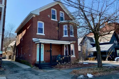 58 Central St