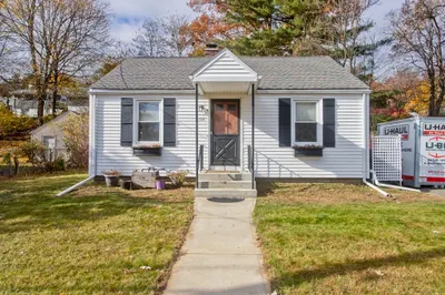 153 Sycamore St 1