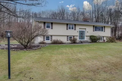 3 Radcliffe Cir 1