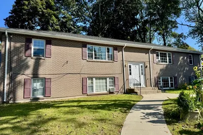 62 Garden St #3