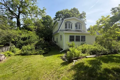 138 Leonard St