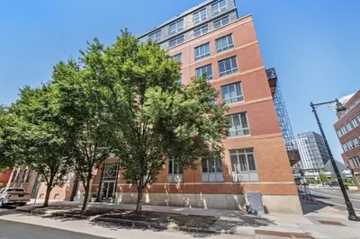 17 Otis St #201