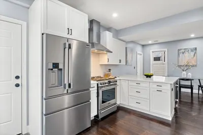 110 Sawyer Ave #Top Floor