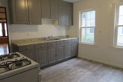 10-12 Fairlawn Road #1 1