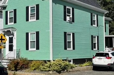 27 Pond St #2