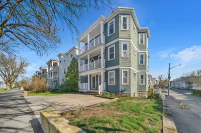 154 Fellsway West #3 1