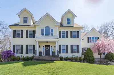 139 Green St 1