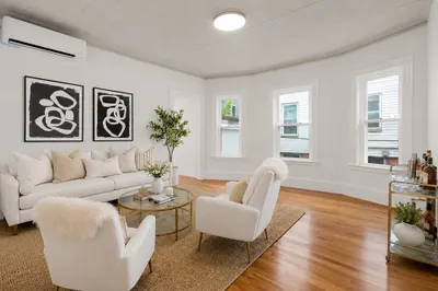 22 Charnwood Rd #1 1