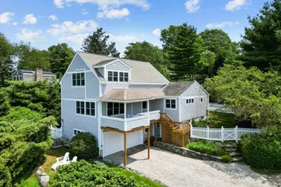 7 Donovan Way