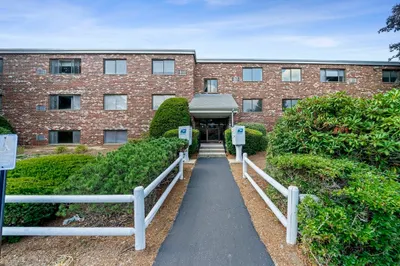 69 Milliken Ave #17