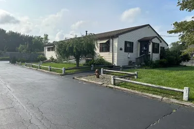 265-b Main St