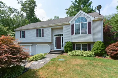 146 Oak St 1