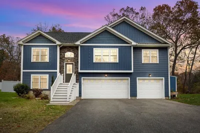 62 Old Lyman Rd 1