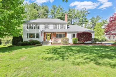 24 Heritage Circle 1