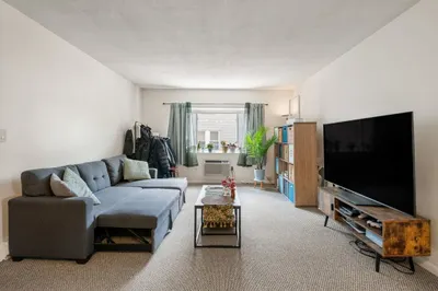 2 Larose Pl #10 1