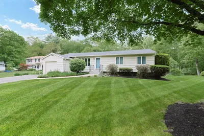 6 Westfield Dr 1