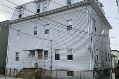153 Jencks St #1