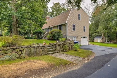 331 Cooper Rd 1