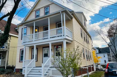 23 Charnwood Rd #3