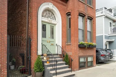 2 Vinton St 1