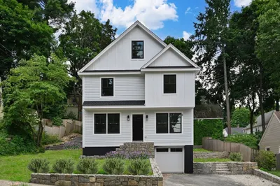 25 Englewood Rd 1