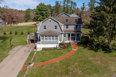 241 Sandy Hill Dr 1