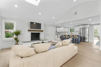 28 Bridge St 1