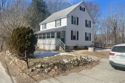 121 Hill Street 1