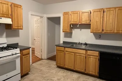 3 Carson St #1 1