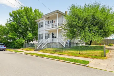 84 Frederick St 1
