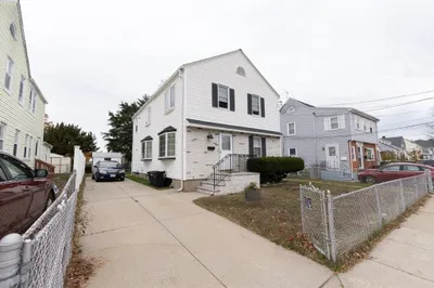 62-64 Lawn Ave 1