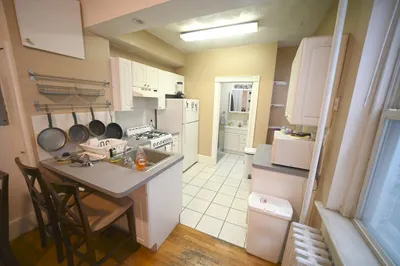 34 Anderson St #3