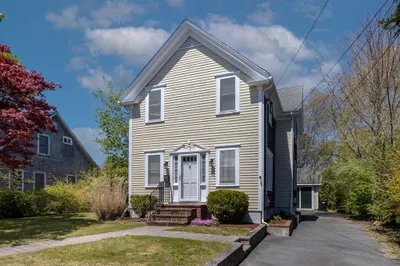 35 Highland Rd