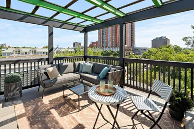 3 Blackstone St #3