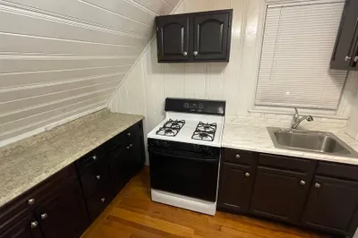 18 Maxwell Street #3