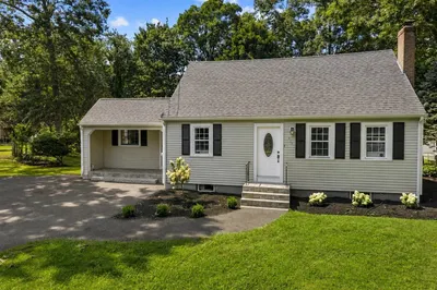 214 Mechanic St 1