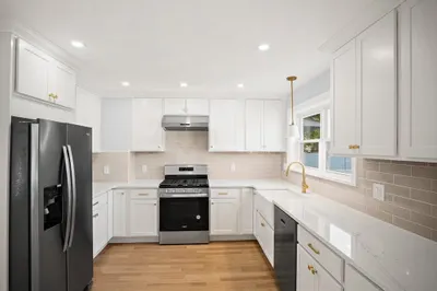 30 Arnold St #30