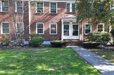 70 Colony Rd #70