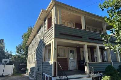 82-84 River Street