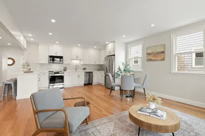 156-158 Waverley St 1