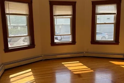 12 St Paul Ave #1 1