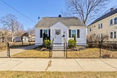 127 Governor St 1