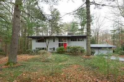 34 Whispering Pine Rd