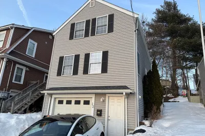 12 Bakers Ave 1