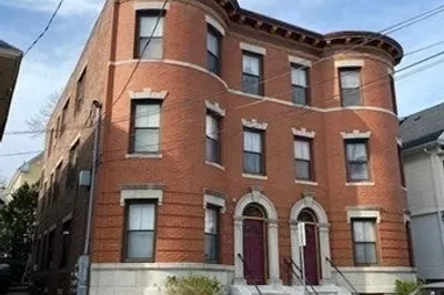 48 Endicott Street #2L 1